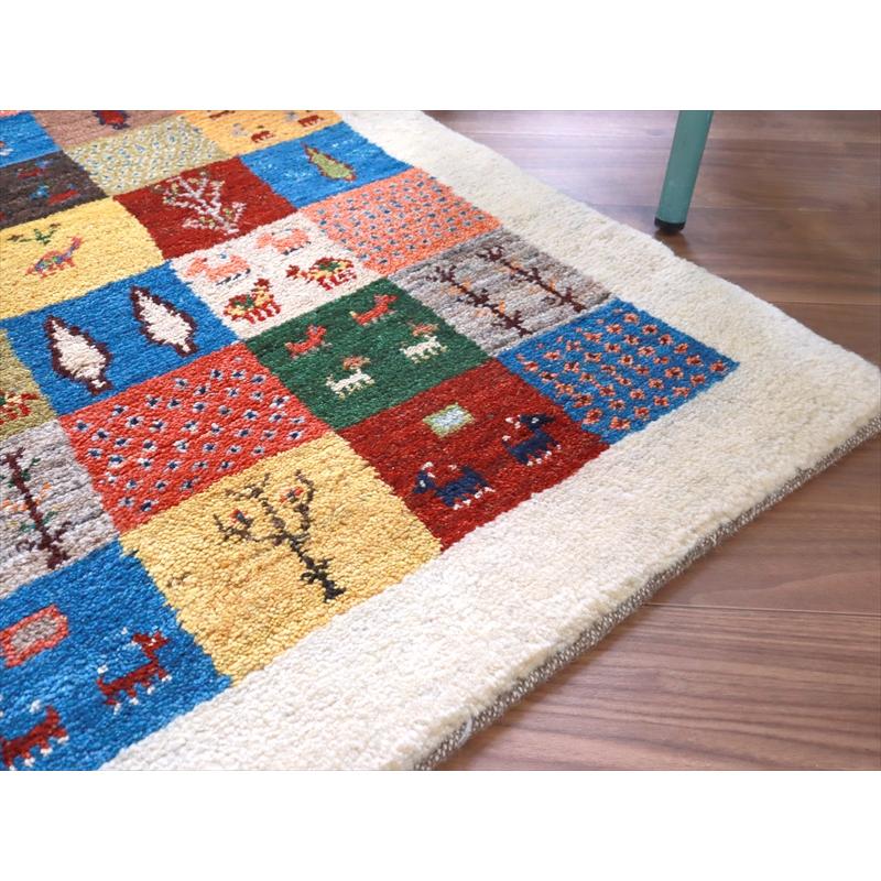 ギャッベ イラン 手織りラグ 120x85cm Gabbeh Nomad カラフルなモザイクのようなタイルデザイン |  | 08