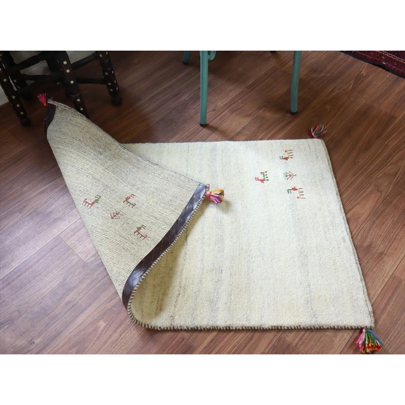 ギャッベ イラン 手織りラグ 127x74cm ナチュラルアイボリー　動物モチーフ |  | 08