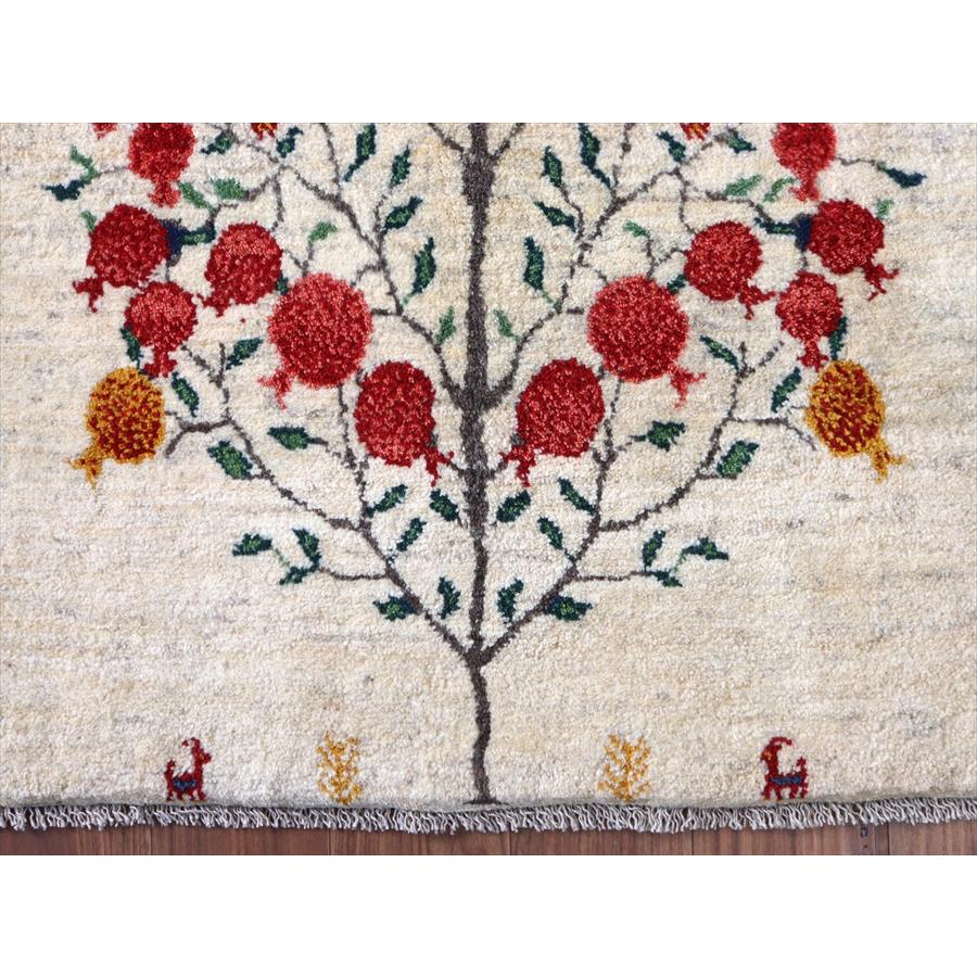 ギャッベ イランの手織りラグ 149x105cm ザクロの樹 アイボリー |  | 02