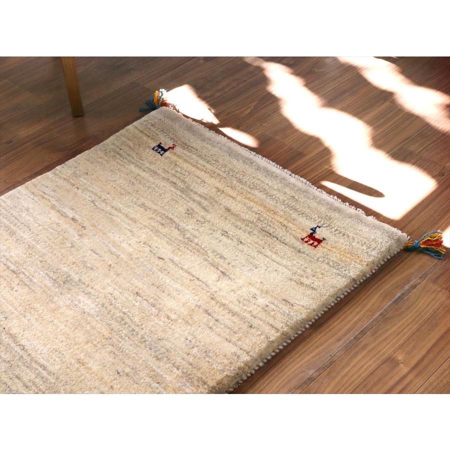 ギャッベ イランの手織りラグ 128x81cm アイボリー シンプルモチーフ |  | 02