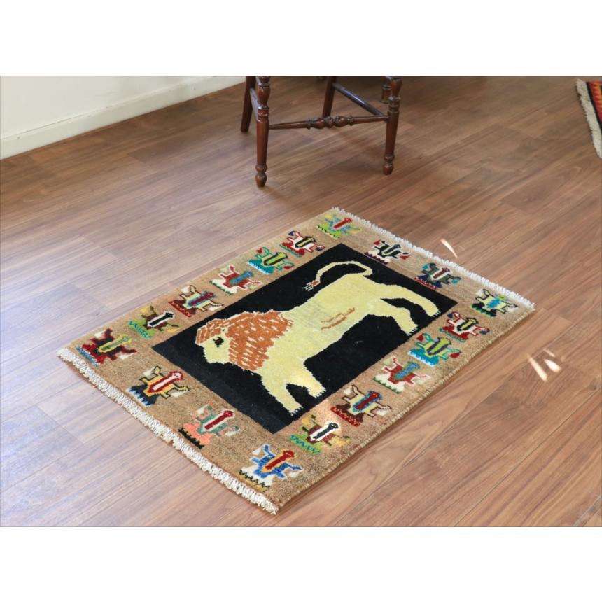 ライオンラグ オールドギャッベ 91x63cm 鬣のあるライオン　踊る女の子たち |  | 01