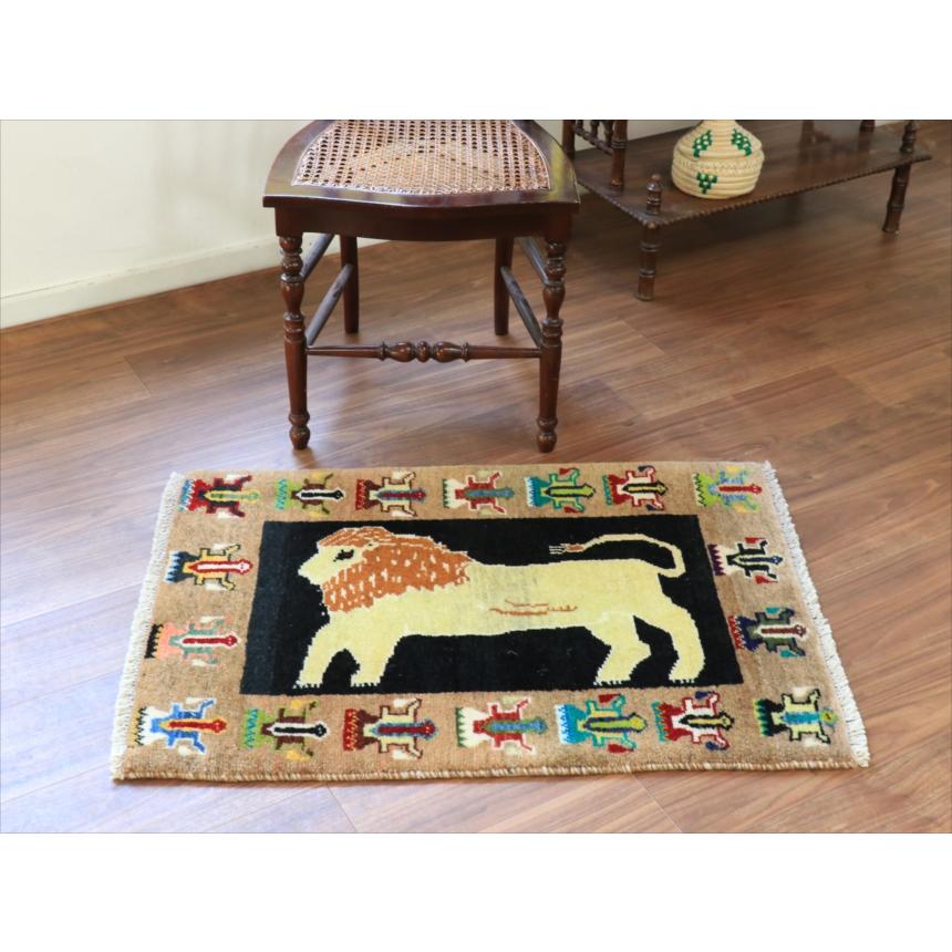 ライオンラグ オールドギャッベ 91x63cm 鬣のあるライオン　踊る女の子たち |  | 03