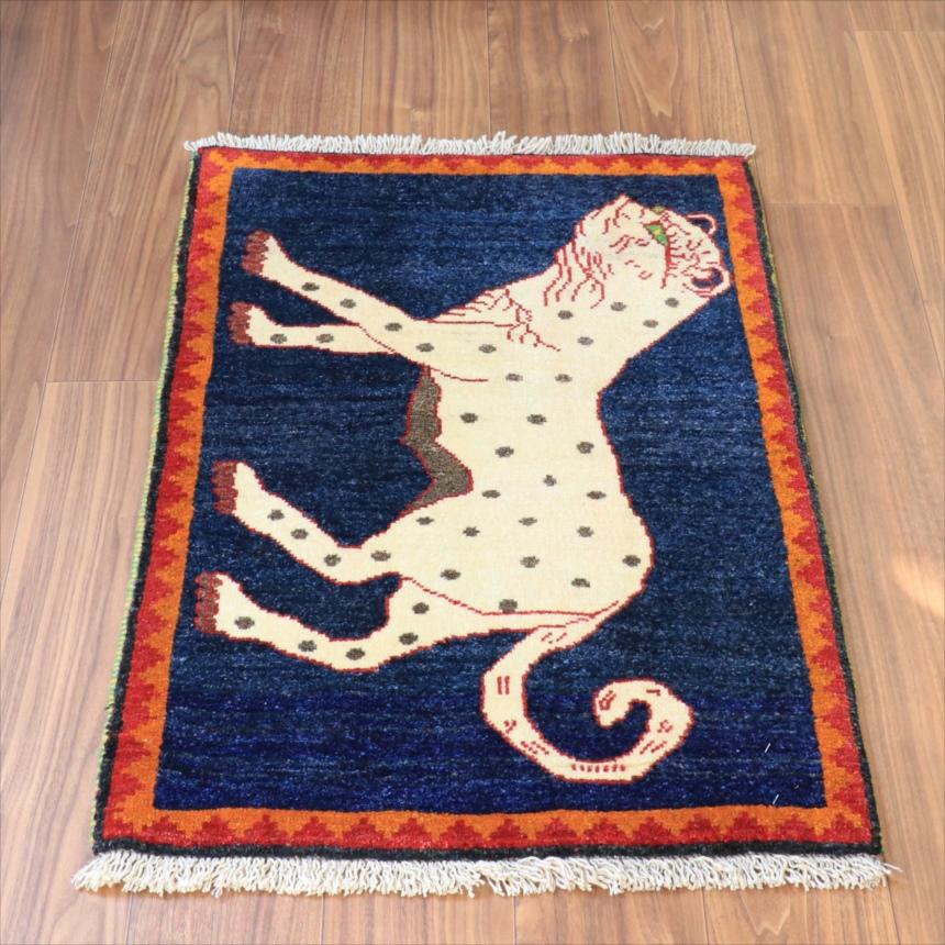 ライオンギャッベ　トライバルラグ 91x65cm 白いヒョウ |  | 02