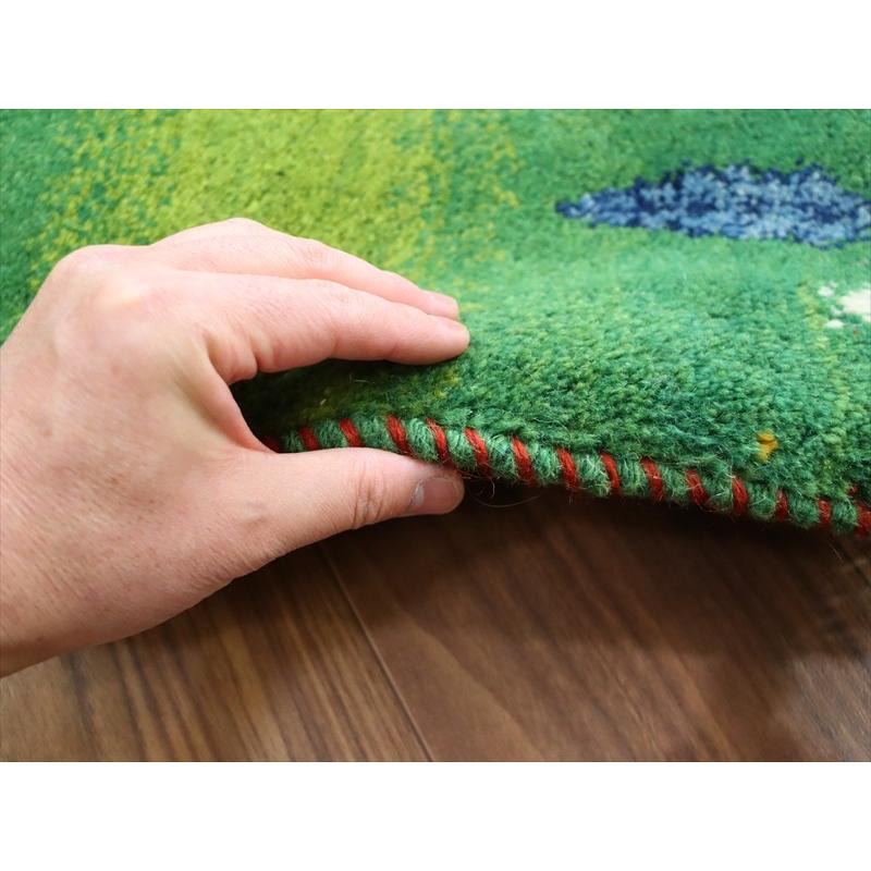 ギャッベ イラン産手織り 89×65cm 玄関マット グリーン 糸杉と動物 |  | 04