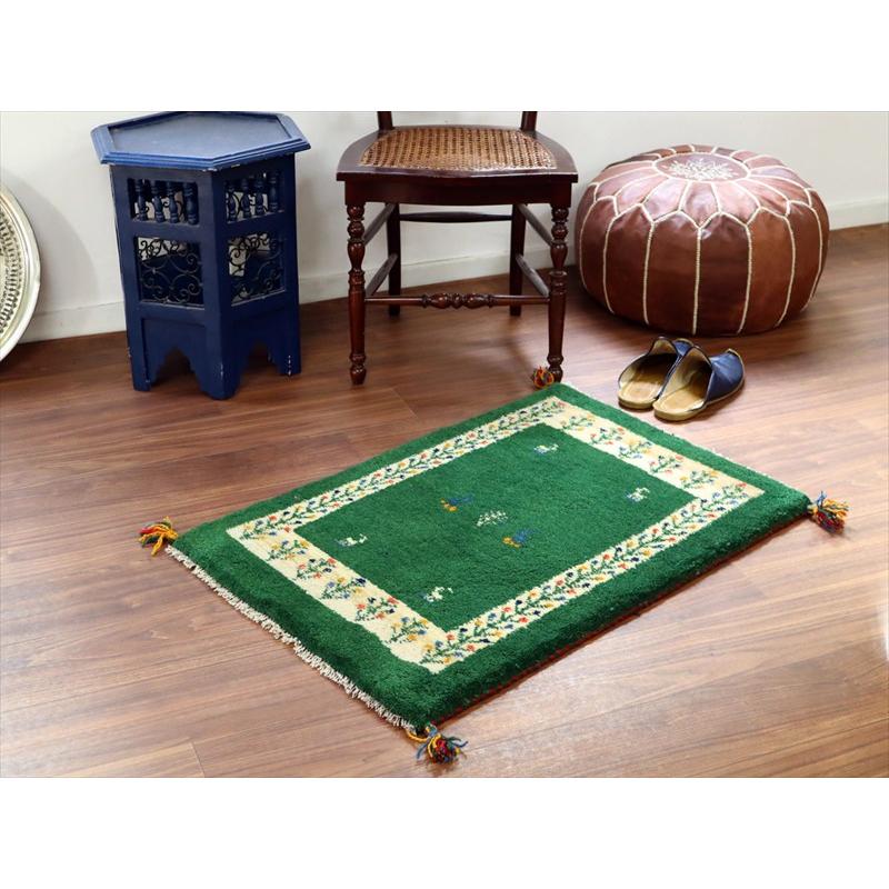 ギャッベ イラン産手織り 89×62cm 玄関マット グリーン 連なる生命の樹と動物モチーフ |  | 01