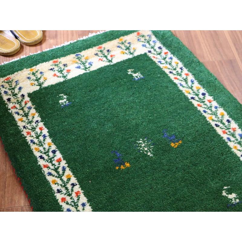 ギャッベ イラン産手織り 89×62cm 玄関マット グリーン 連なる生命の樹と動物モチーフ |  | 02