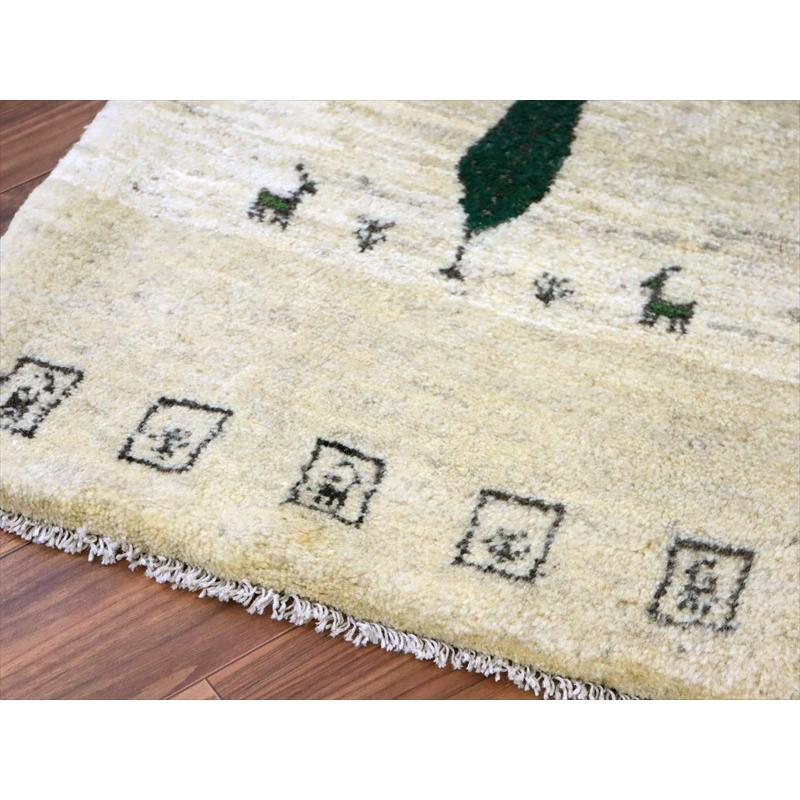 ギャッベ イラン産手織り 85×65cm 玄関マット ナチュラルアイボリー 糸杉と動物モチーフ |  | 03