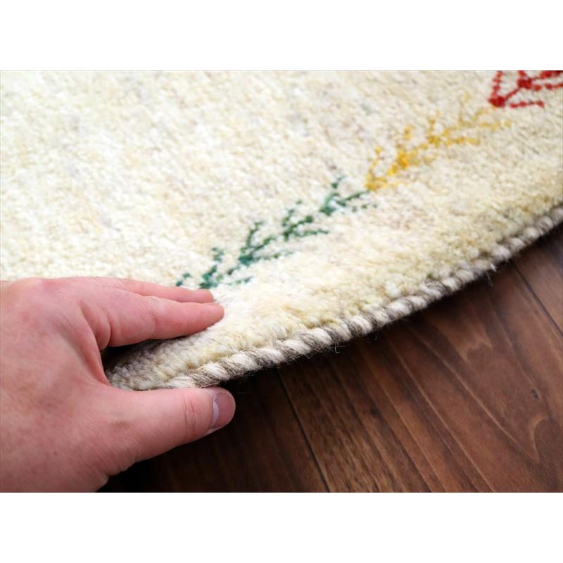 ギャッベ イラン産手織り 88×59cm 玄関マット ナチュラルアイボリー 連なる生命の樹と動物 |  | 04