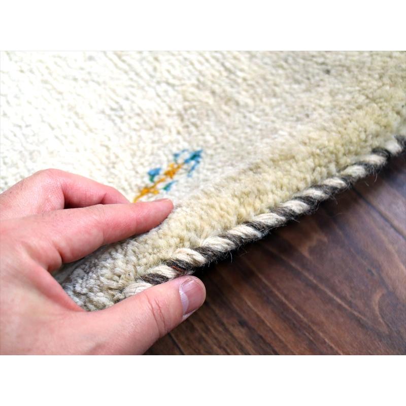 ギャッベ イラン産手織り 91×69cm 玄関マット ナチュラルアイボリー 動物とカラフルモチーフ |  | 04