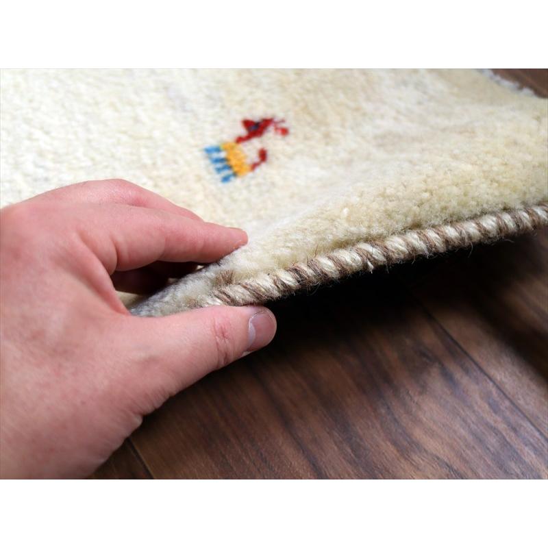 ギャッベ イラン産手織り 84×63cm 玄関マット ナチュラルアイボリー 動物モチーフ |  | 04