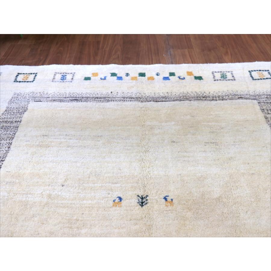 ギャッベ 遊牧民の手織りラグ 234x200cm ナチュラルアイボリー イラン産 |  | 10