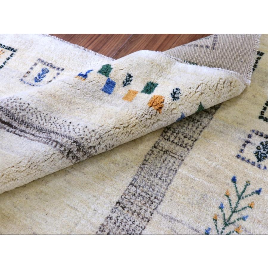 ギャッベ 遊牧民の手織りラグ 234x200cm ナチュラルアイボリー イラン産 |  | 13