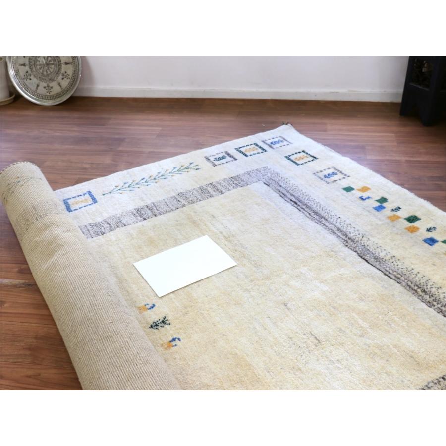 ギャッベ 遊牧民の手織りラグ 234x200cm ナチュラルアイボリー イラン産 |  | 16