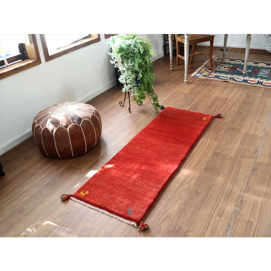 ギャッベ イラン 手織り　細長ランナー 146x50cm レッド　シンプル　無地 |  | 01