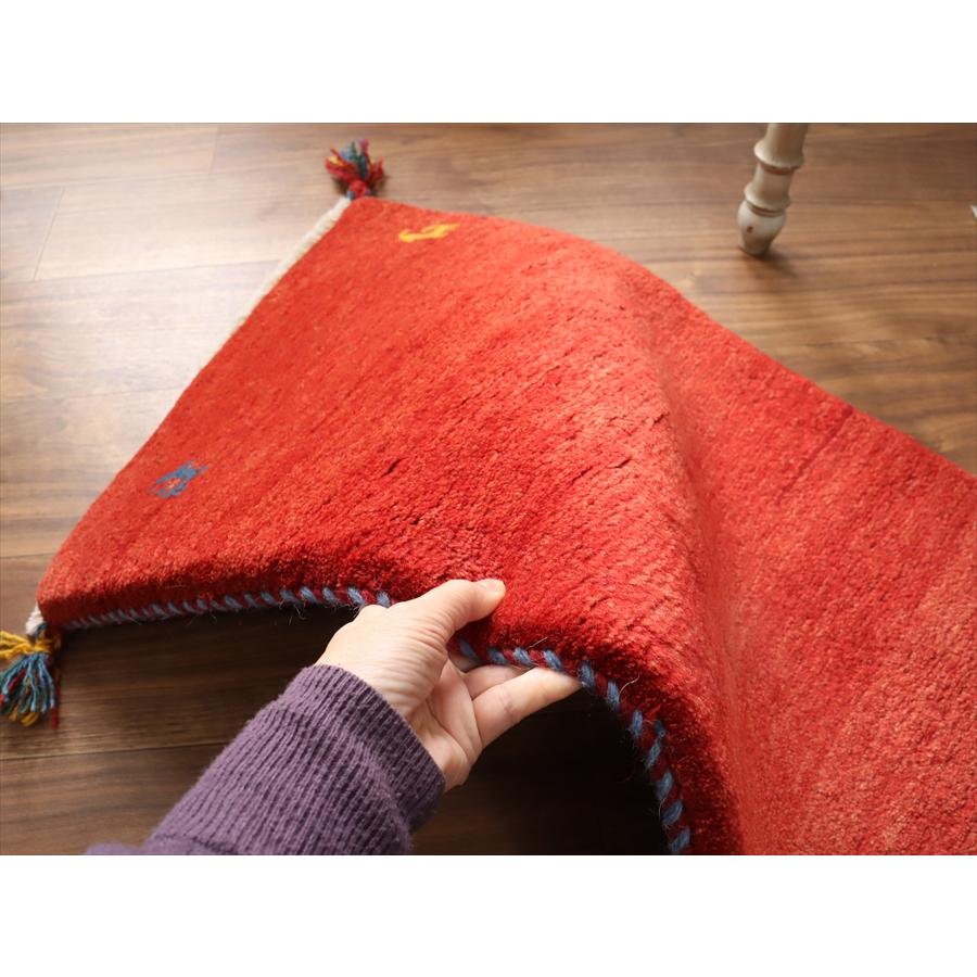 ギャッベ イラン 手織り　細長ランナー 146x50cm レッド　シンプル　無地 |  | 05