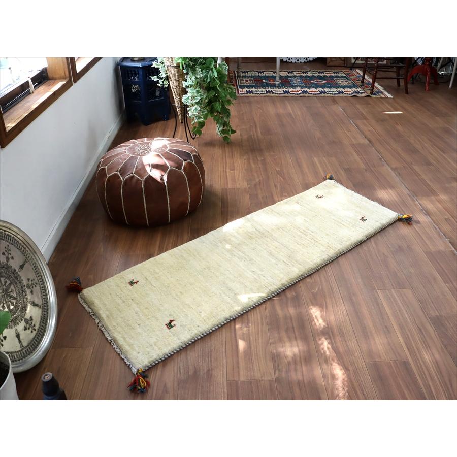ギャッベ イラン 手織り　細長ランナー 150x50cm ナチュラルアイボリー　羊毛 シンプル　無地　 |  | 01