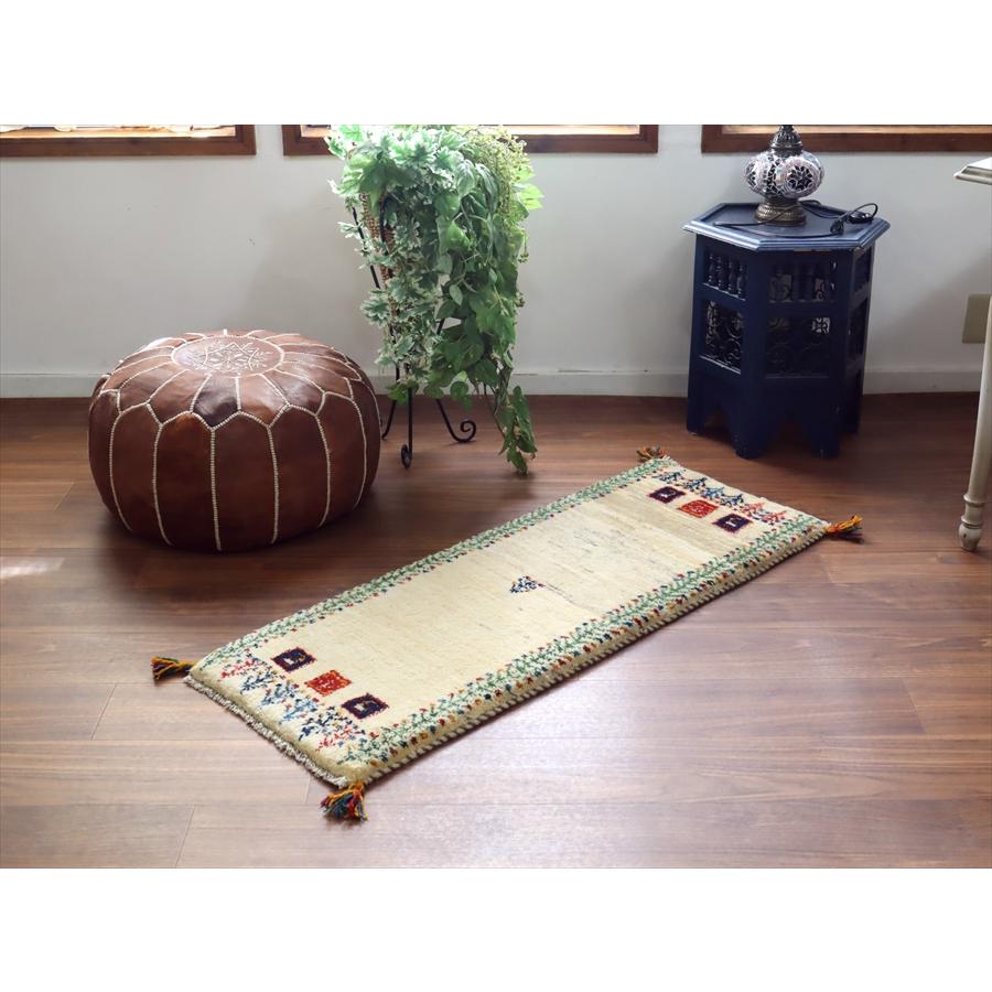 ギャッベ イラン 手織り　ミニランナー 115x43cm ナチュラル羊毛アイボリー　タイル柄 |  | 04