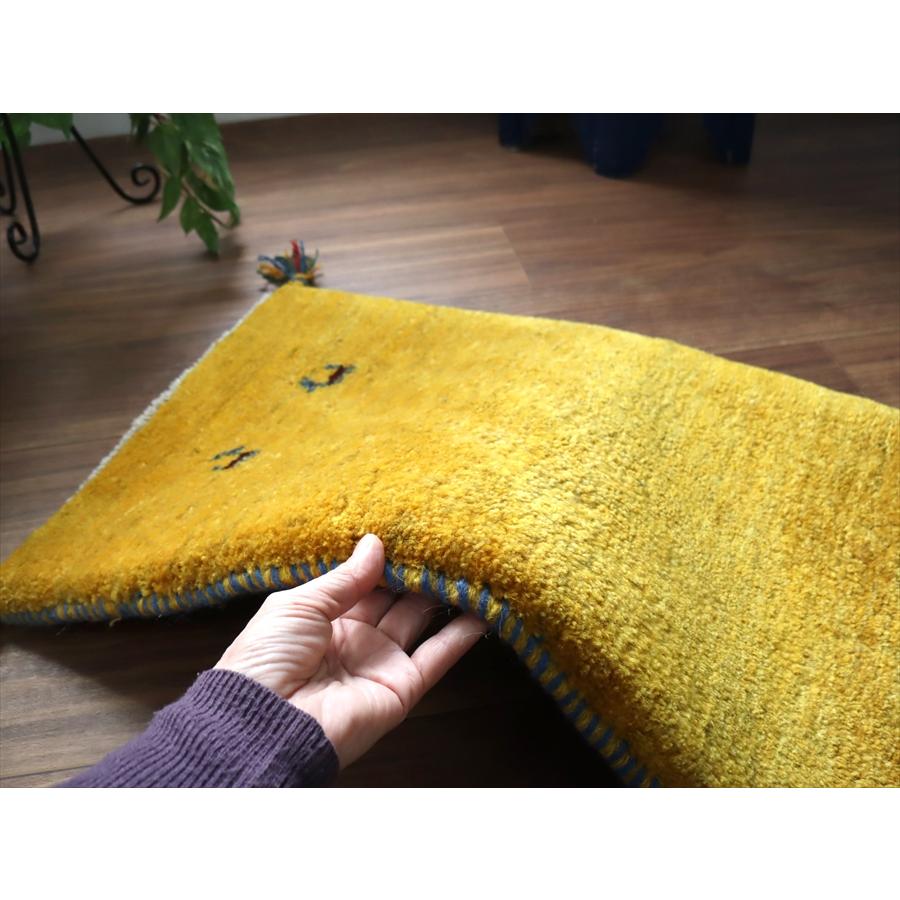 ギャッベ イラン 手織り　ミニランナー 120x43cm シンプル　無地　イエローグラデーション |  | 05