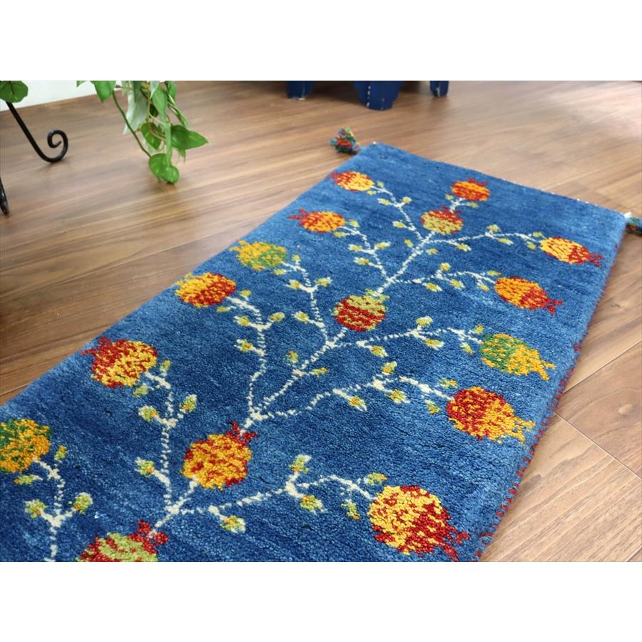ギャッベ イラン 手織り　ミニランナー 117x43cm 赤い実をつけた生命の木　ブルー |  | 03