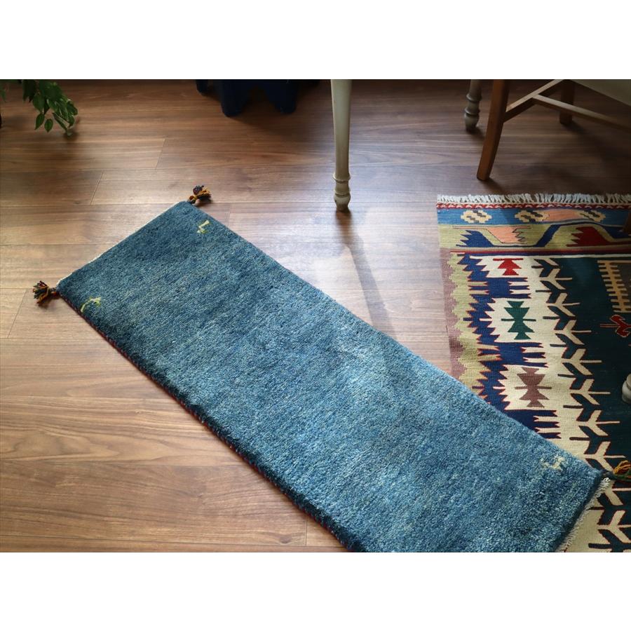 ギャッベ イラン 手織り　ミニランナー 120x42cm ブルー 自然な色ムラ シンプル　無地 |  | 02