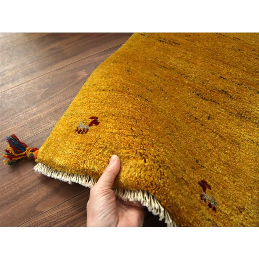 ギャッベ イラン 手織り　ミニランナー 120x43cm イエロー 自然な色ムラ シンプル　無地 |  | 03
