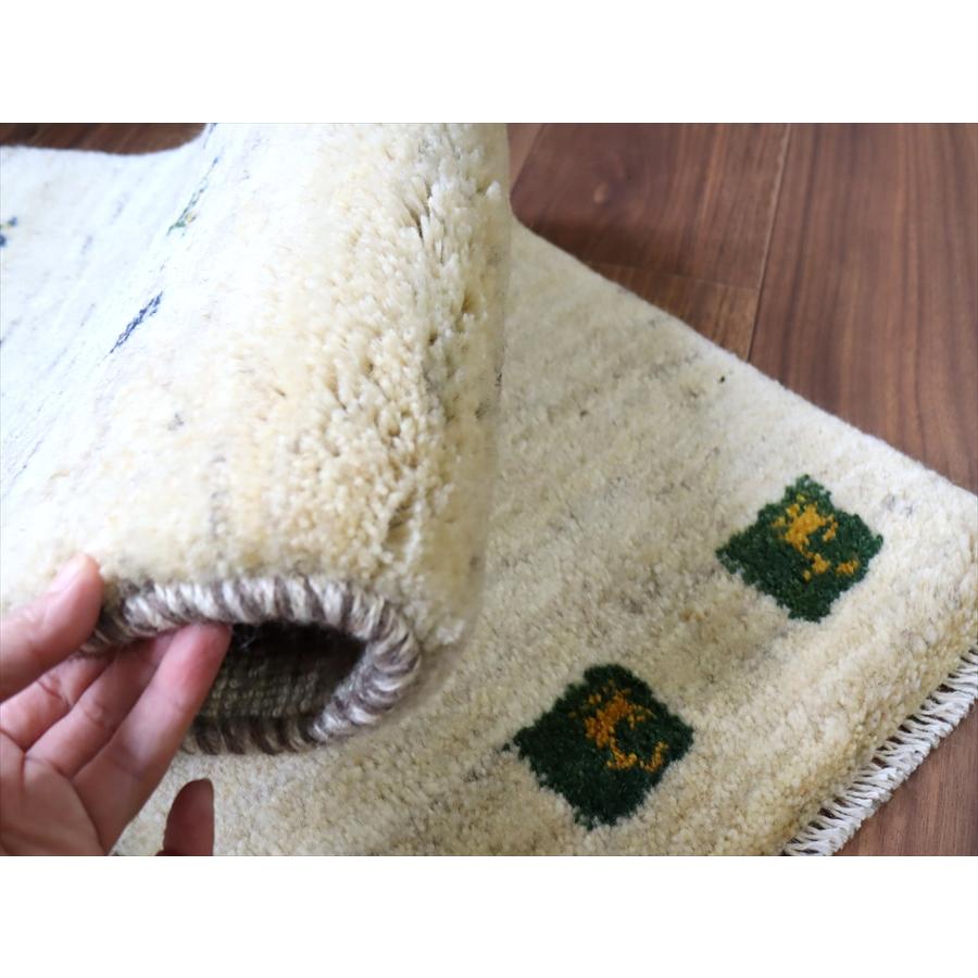 ギャッベ イラン 手織り　ミニランナー 115x43cm ナチュラル羊毛　アイボリー　生命の木と動物 |  | 05