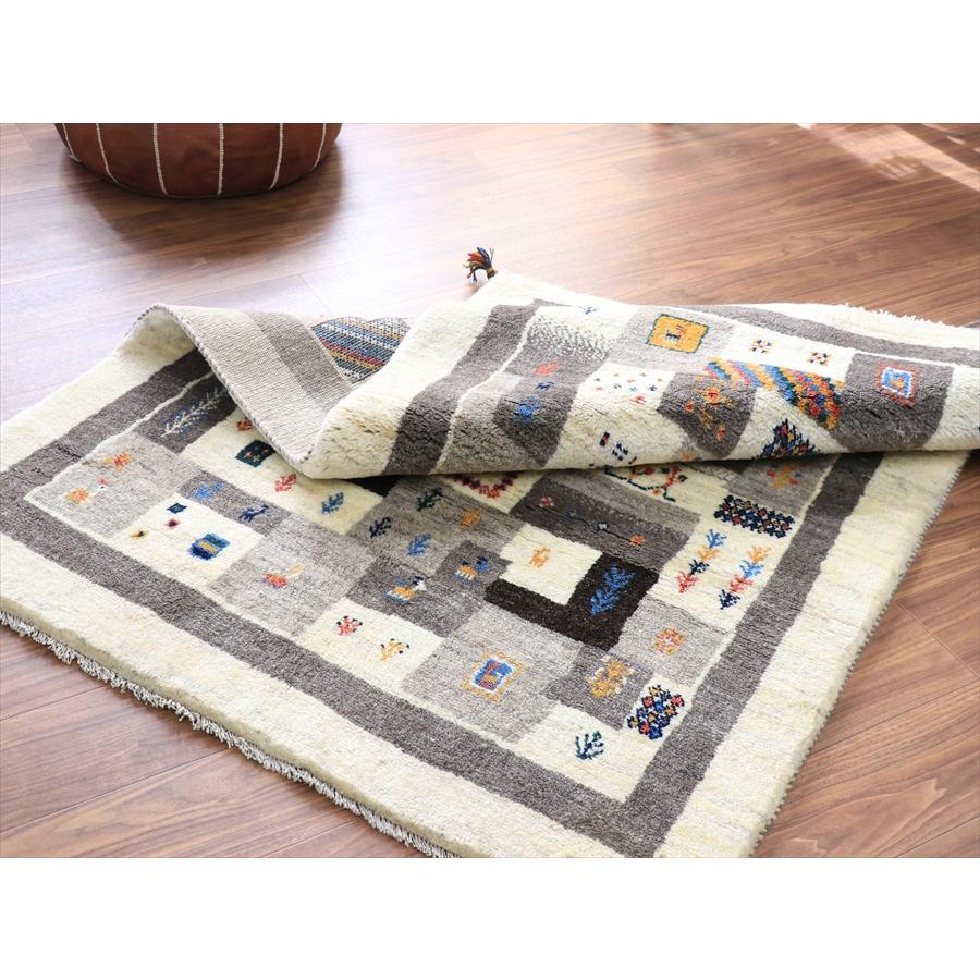 イラン産 手織りギャッベ  172x120cm モザイクのようなタイル柄　グレー　ナチュラル モノトーン |  | 12