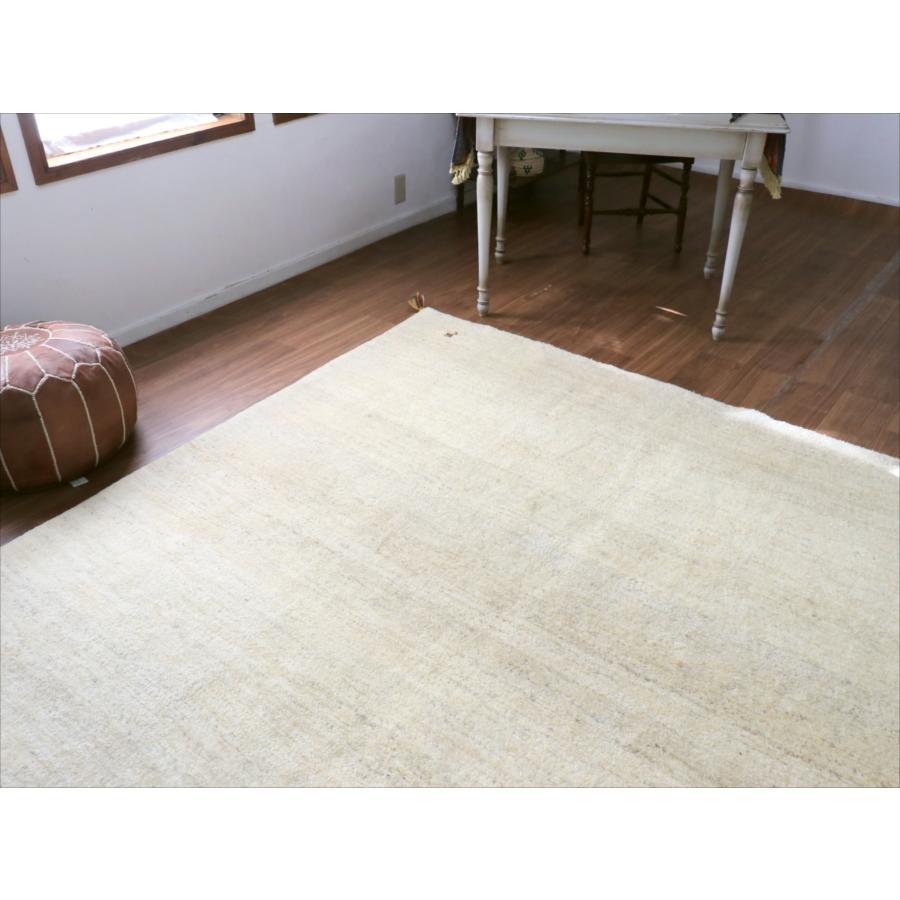 ギャッベ 正方形 イラン産手織りラグ 215x206cm シンプル　無地　ナチュラルアイボリー　ベージュ |  | 03