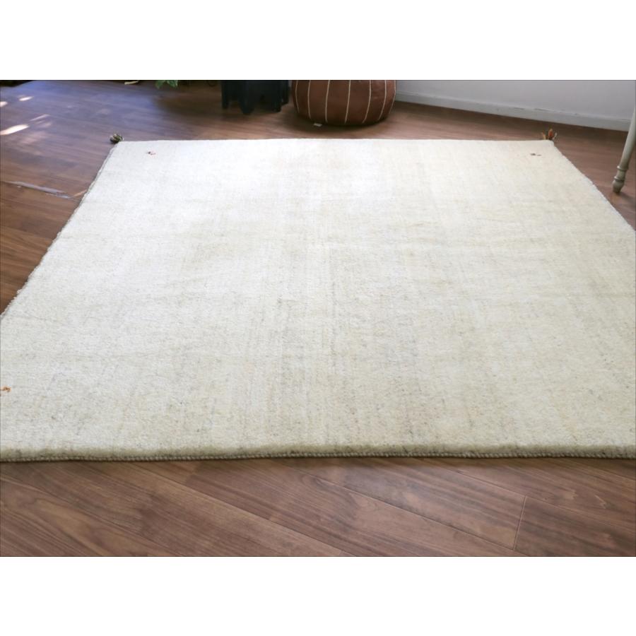 ギャッベ 正方形 イラン産手織りラグ 215x206cm シンプル　無地　ナチュラルアイボリー　ベージュ |  | 06