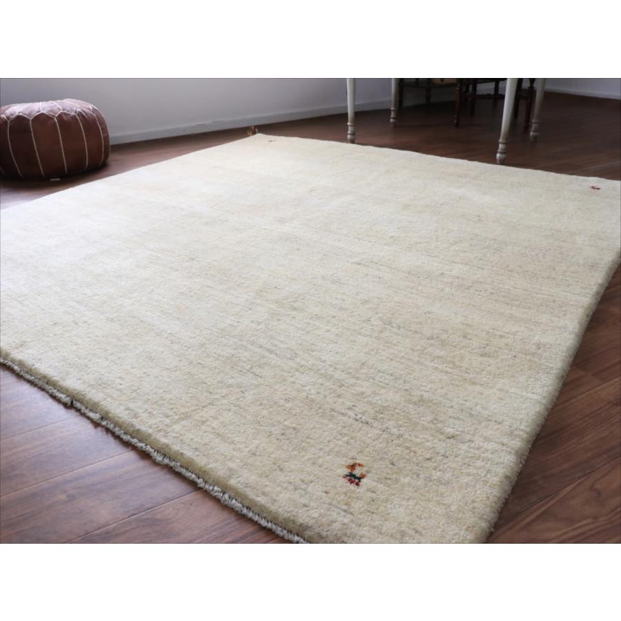 ギャッベ 正方形 イラン産手織りラグ 215x206cm シンプル　無地　ナチュラルアイボリー　ベージュ |  | 07
