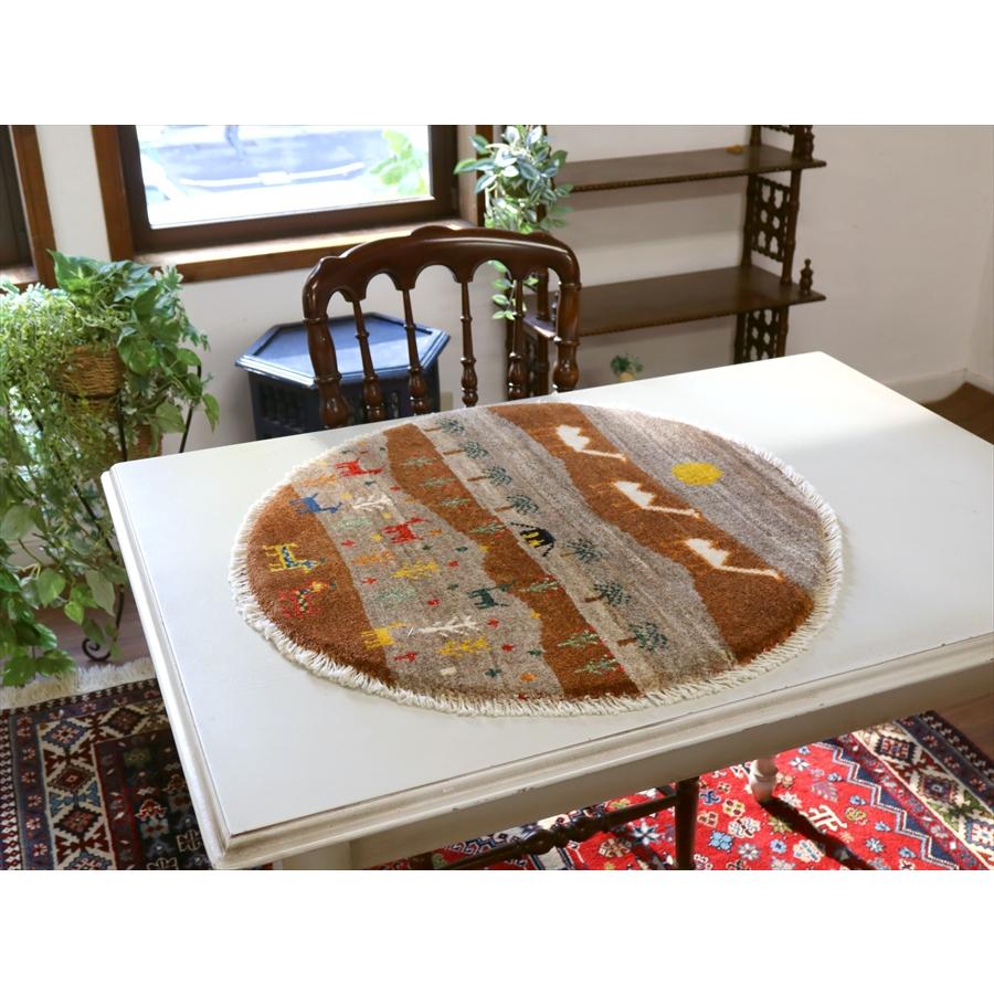 ギャッベ　円形　風景のギャッベ 60x60cm 黒いテントとラクダ |  | 04