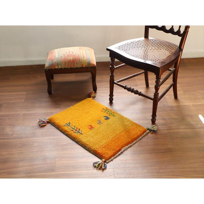 ギャッベ ミニギャベ イラン手織り 59×41cm イエローオレンジ 動物と生命の樹 |  | 01