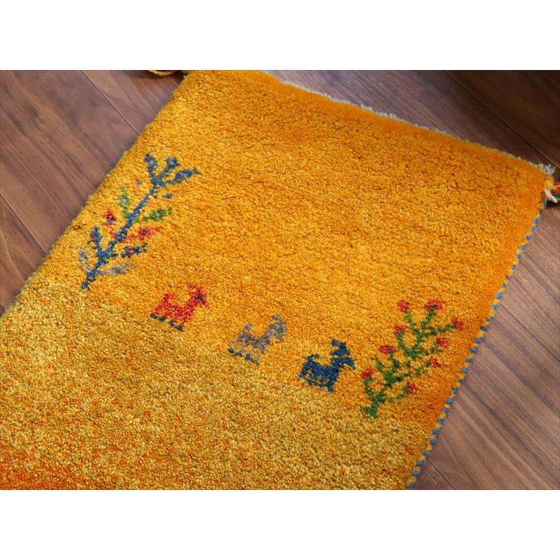 ギャッベ ミニギャベ イラン手織り 59×41cm イエローオレンジ 動物と生命の樹 |  | 02