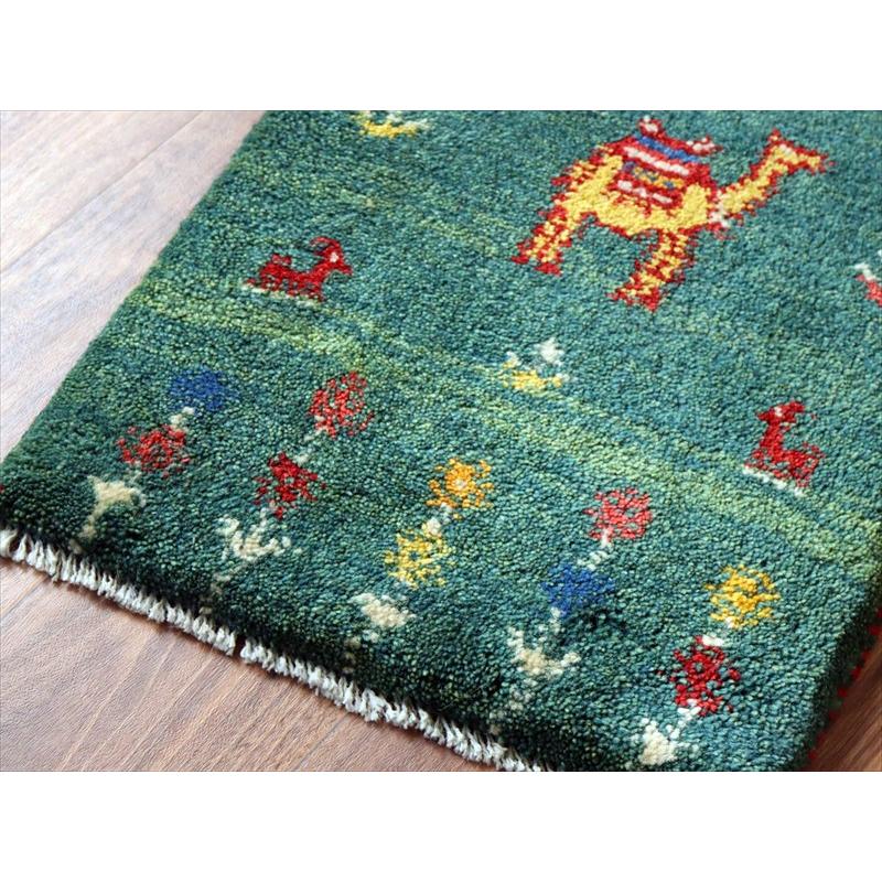 ギャッベ ミニギャベ イラン手織り 55×40cm グリーン ラクダと動物と生命の樹 |  | 03