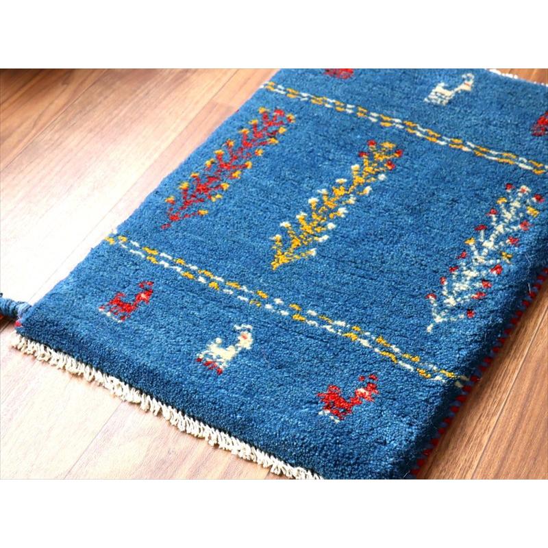 ギャッベ ミニギャベ イラン手織り 58×40cm ブルー 連なる生命の樹と動物 |  | 03