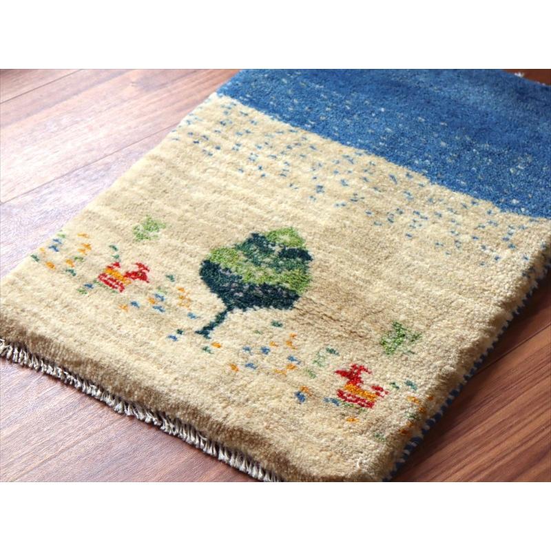 ギャッベ ミニギャベ イラン手織り 59×41cm ナチュラルアイボリー 糸杉と動物 |  | 03