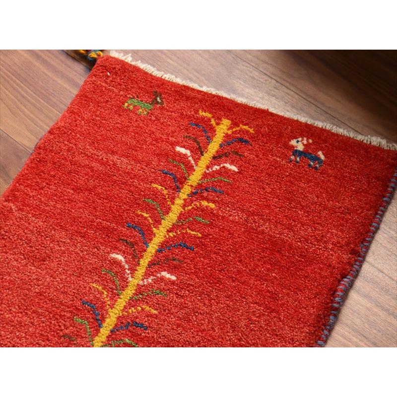 ギャッベ ミニギャベ イラン手織り 60×42cm レッド 連なる生命の樹と動物 |  | 02