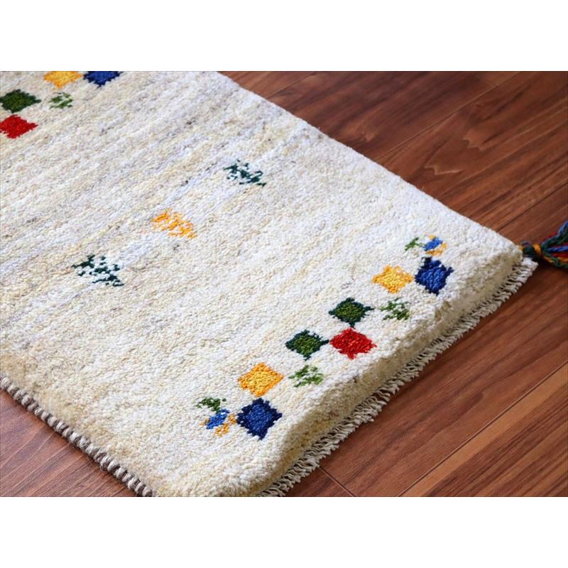 ギャッベ ミニギャベ イラン手織り 57×43cm ナチュラルアイボリー 生命の樹と動物 |  | 03