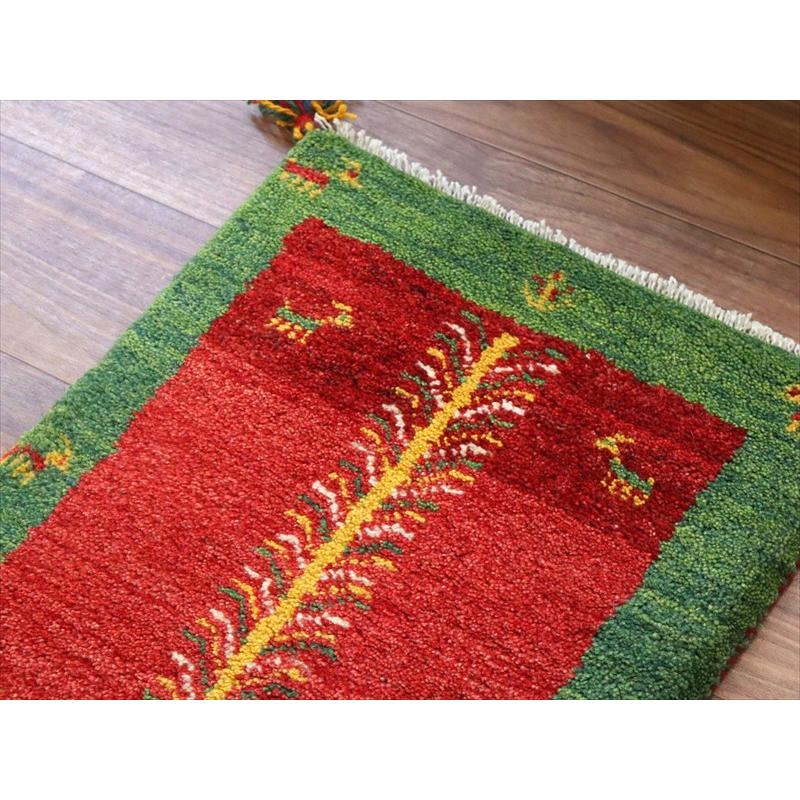 ギャッベ ミニギャベ イラン手織り 57×43cm レッド＆グリーン 連なる生命の樹と動物 |  | 02