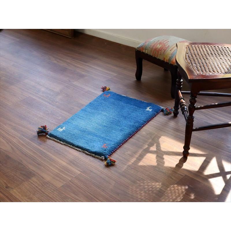 ギャッベ ミニギャベ イラン手織り 57×41cm ブルー 四隅に動物 |  | 01