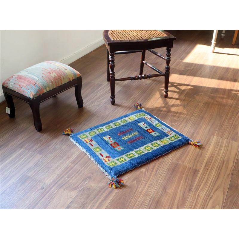 ギャッベ ミニギャベ イラン手織り 54×43cm ブルー 生命の樹と動物 |  | 01