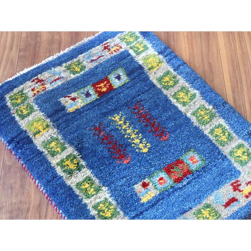 ギャッベ ミニギャベ イラン手織り 54×43cm ブルー 生命の樹と動物 |  | 02