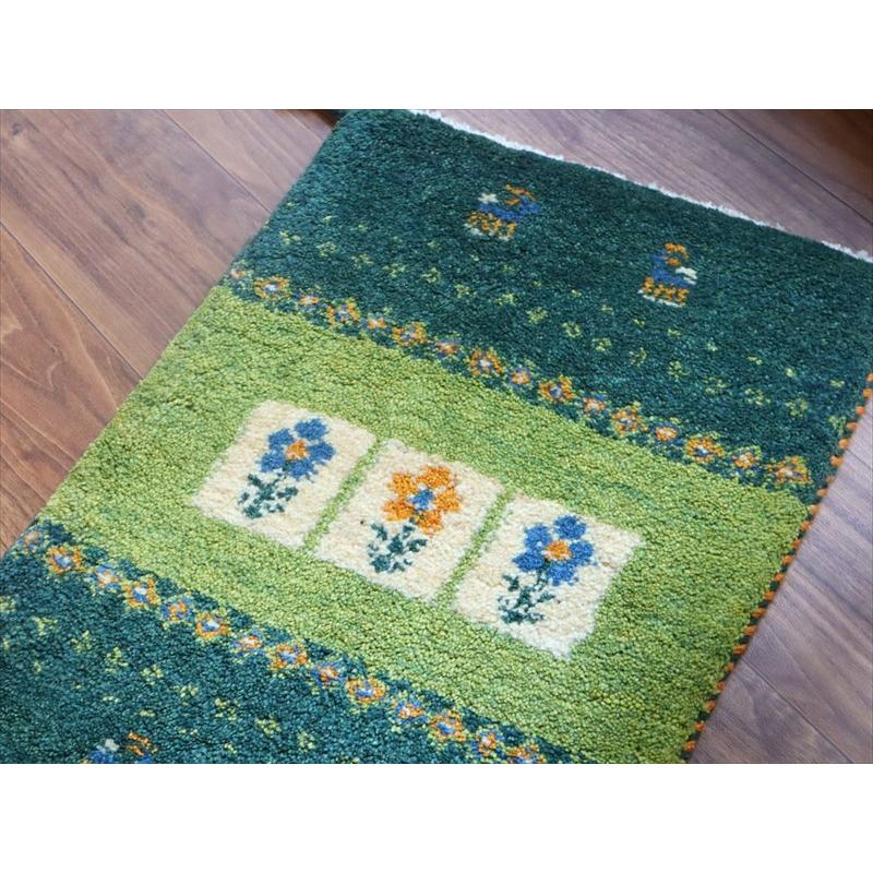 ギャッベ ミニギャベ イラン手織り 58×43cm グリーン フラワーと動物 |  | 02