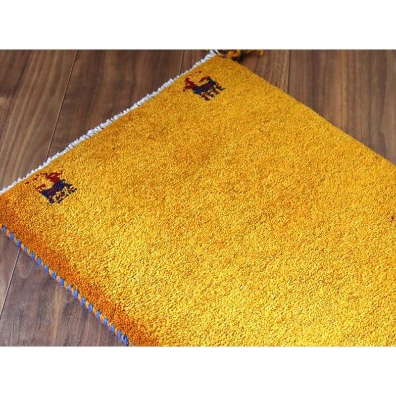 ギャッベ ミニギャベ イラン手織り 56×41cm イエロー 四隅に動物 |  | 02