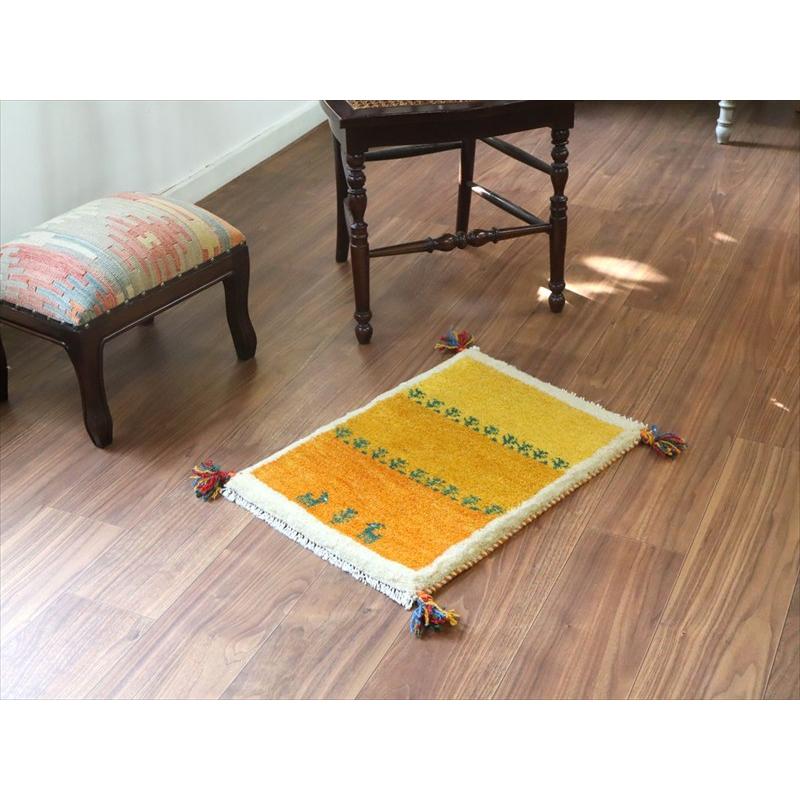 ギャッベ ミニギャベ イラン手織り 58×40cm イエローオレンジ 動物と生命の樹 |  | 01