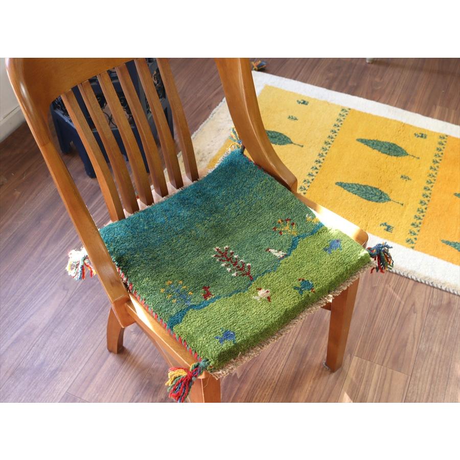 ギャッベ イラン産手織り 座布団サイズ 39x40cm グリーングラデーション　魚のいる湖 |  | 01