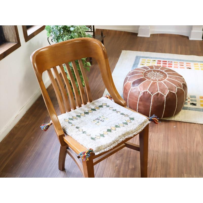 ギャッベ イラン産手織り 座布団サイズ 39x39cm ナチュラル　ライトグレー |  | 01