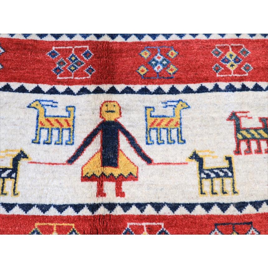 ギャッベ アマレバフ イラン カシュカイ族 174x120cm スカートをはいた女の子と動物たち |  | 05