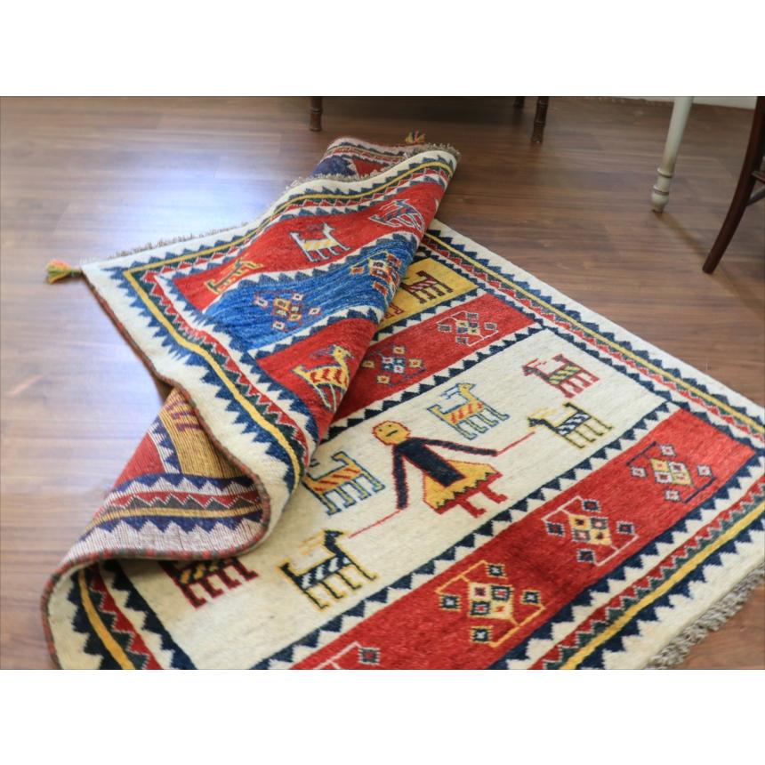 ギャッベ アマレバフ イラン カシュカイ族 174x120cm スカートをはいた女の子と動物たち |  | 08