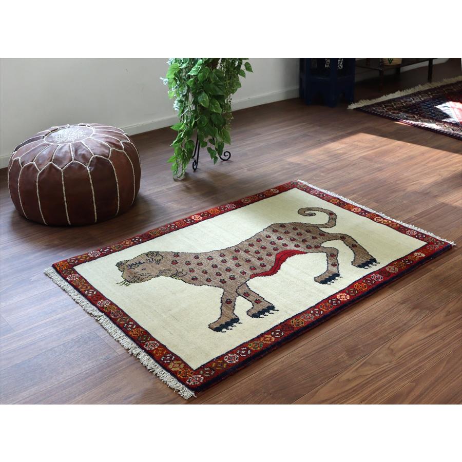 ライオンラグ オールドギャッベ トライバルラグ Lion Gabbeh, 123x86cm 赤いヒョウ　ナチュラルアイボリー |  | 01